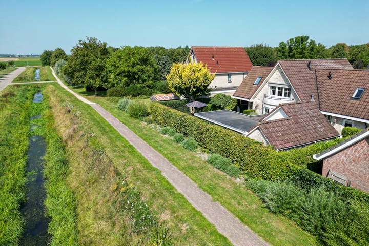 Photo 57 of Dorsstok 28