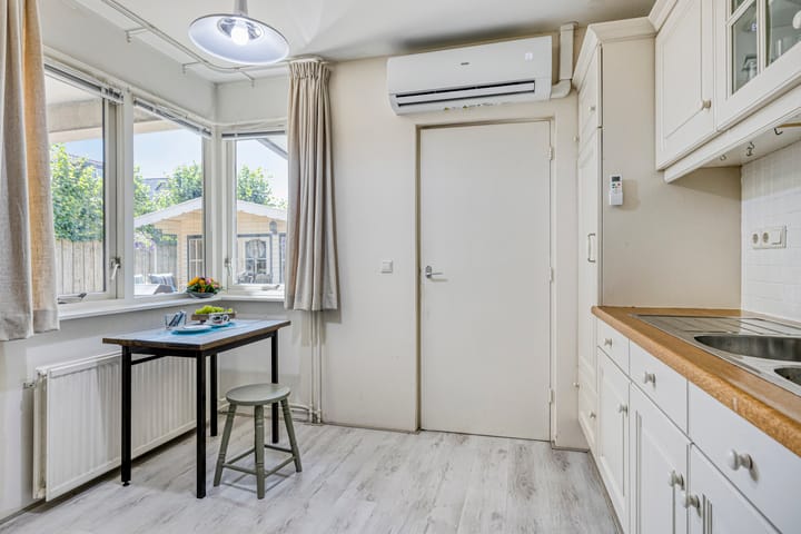 Photo 20 of Doormanstraat 22