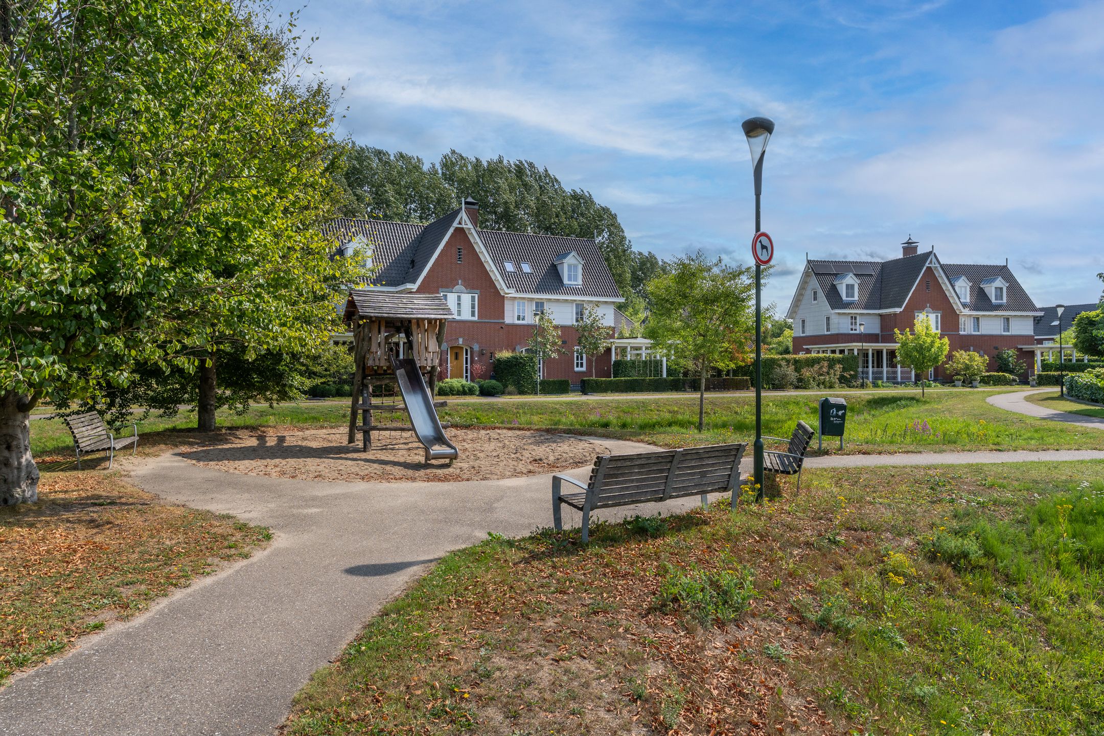 Foto 3 van Dominee Hagenpark 6