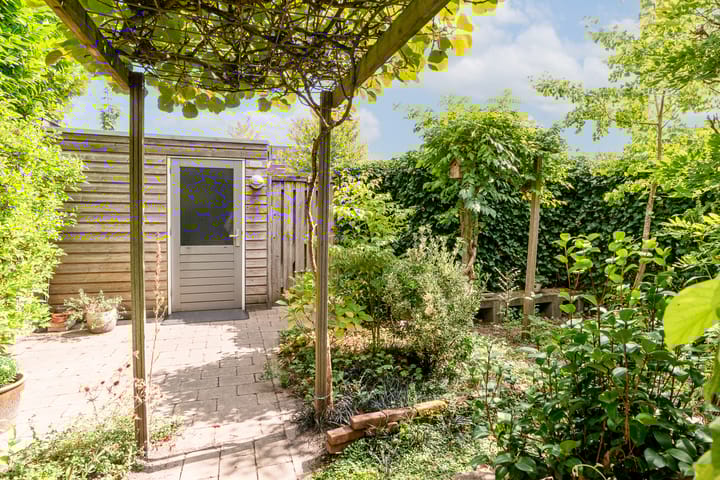 Foto 36 van Waldeckstraat 25