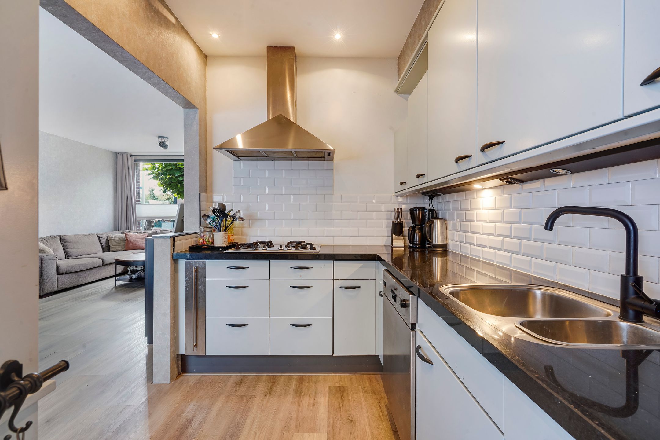 Photo 12 of Muskaatstraat 7