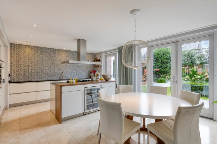 Photo 8 of Staccatostraat 13