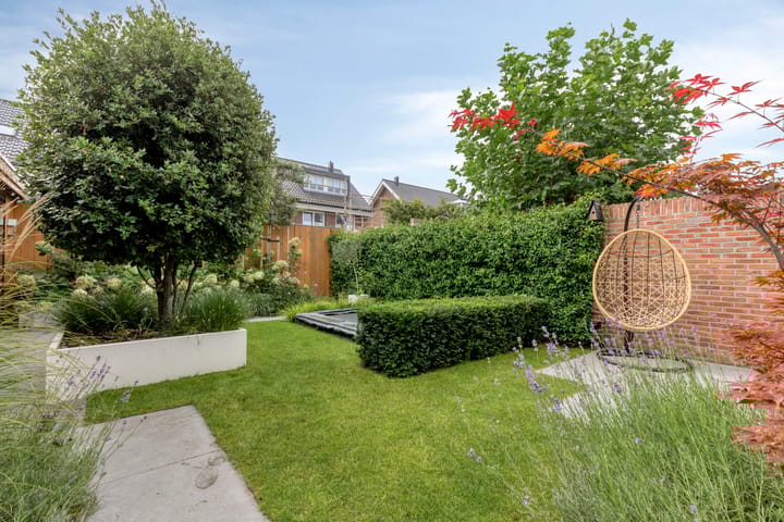 Photo 39 of Staccatostraat 13