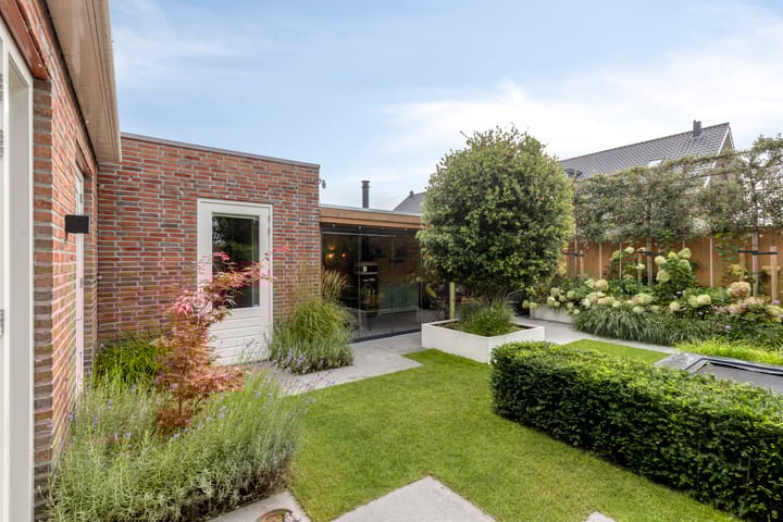 Photo 40 of Staccatostraat 13