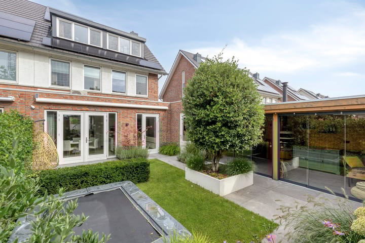 Photo 37 of Staccatostraat 13