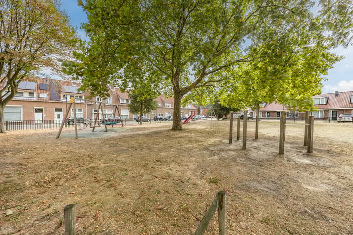 Foto 42 van Kastanjelaan 256