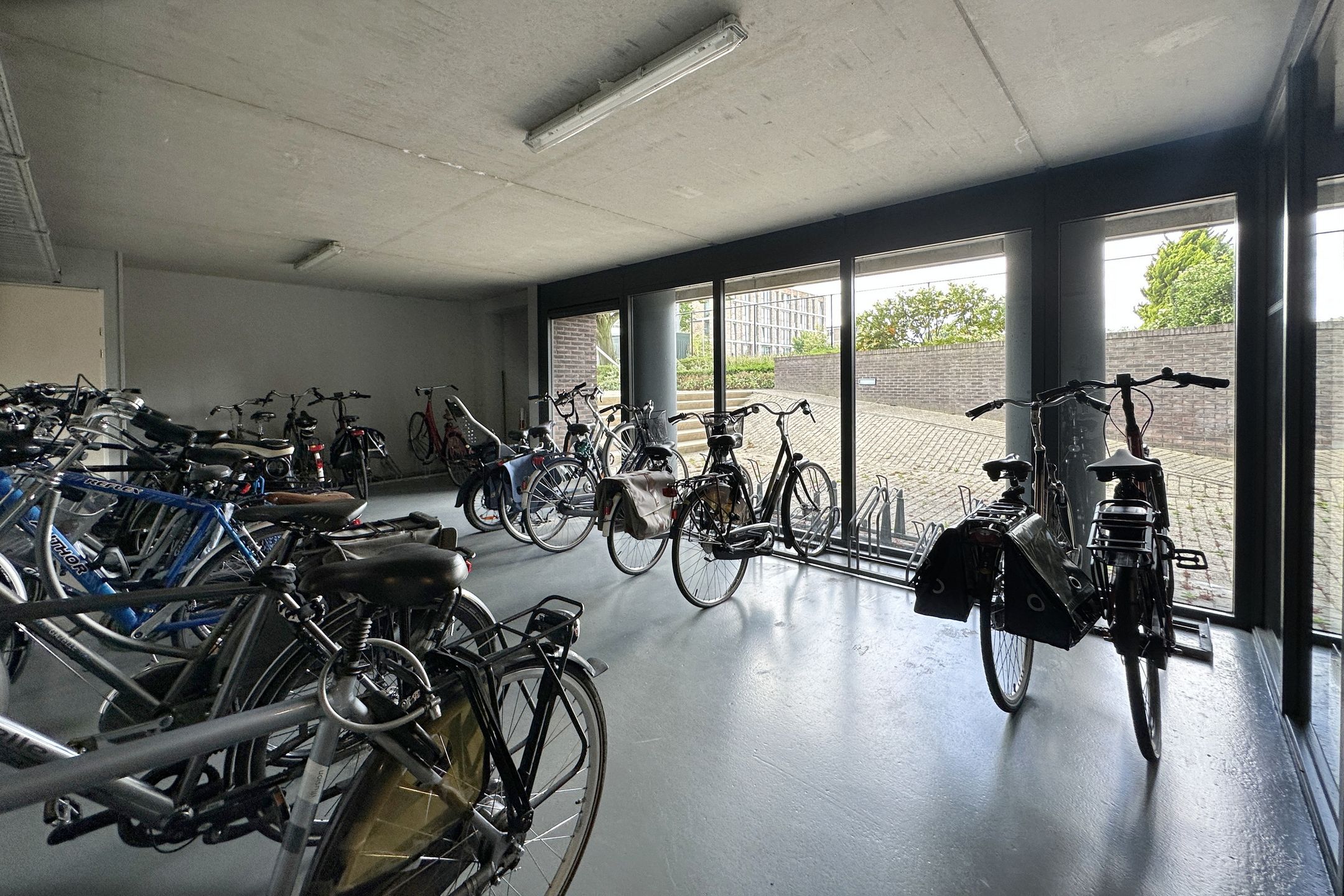 Foto 33 van Cervanteslaan 57