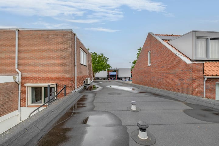 Foto 42 van Van Konijnenburgweg 4