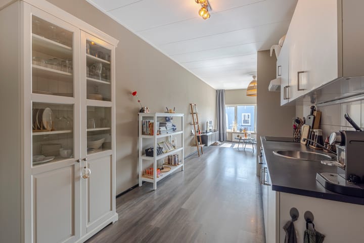 Photo 8 of Molenstraat 10-D