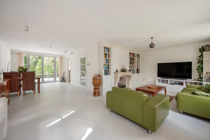 Foto 2 van Behrenslijn 7