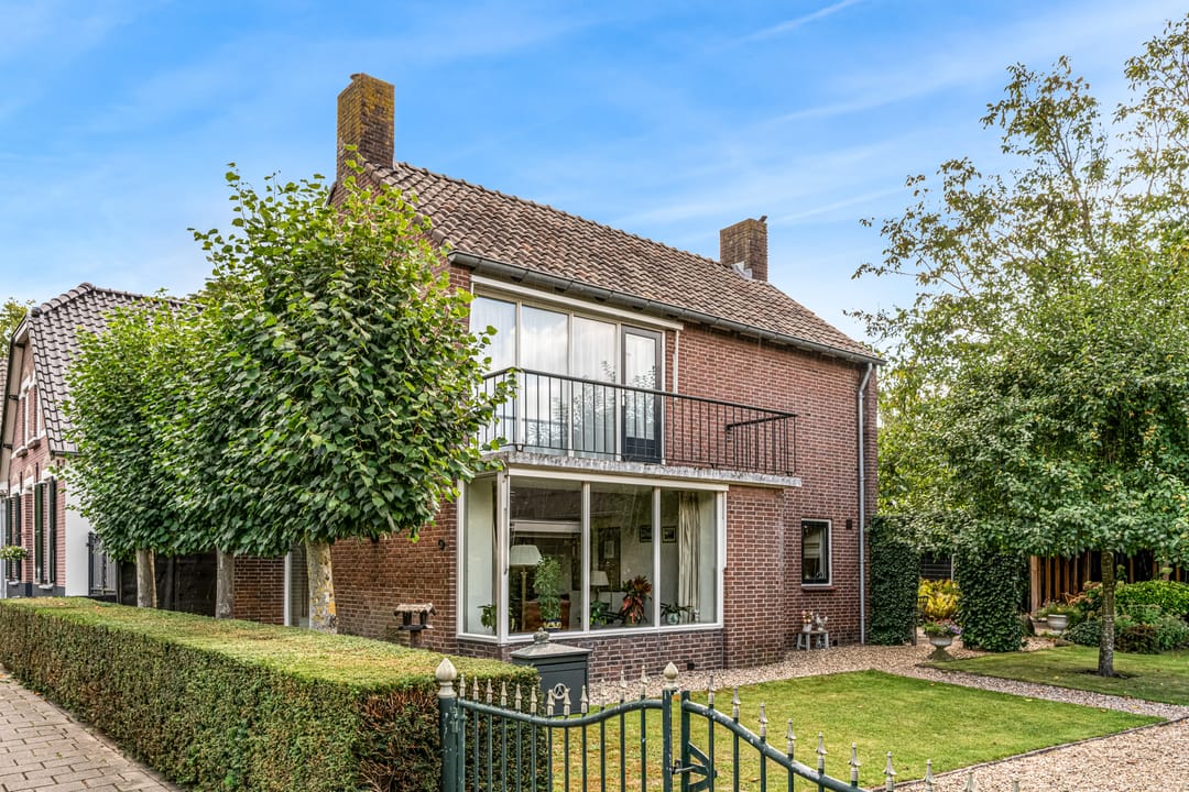 Foto 1 van Dorpsstraat 11