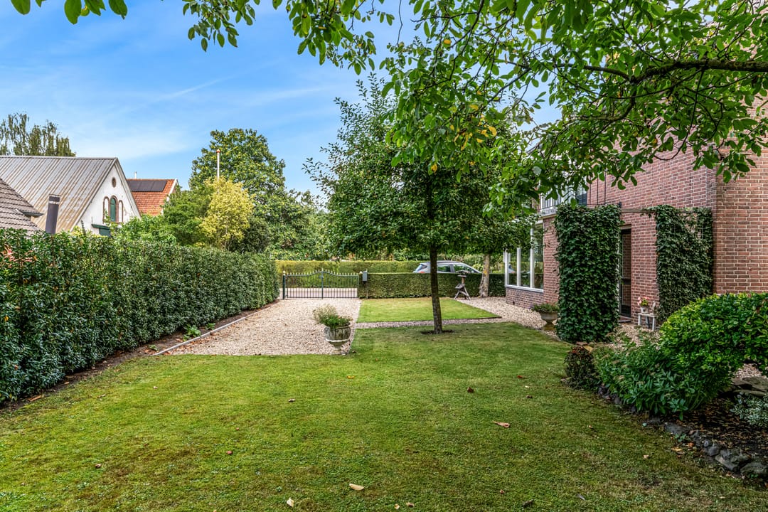 Foto 2 van Dorpsstraat 11