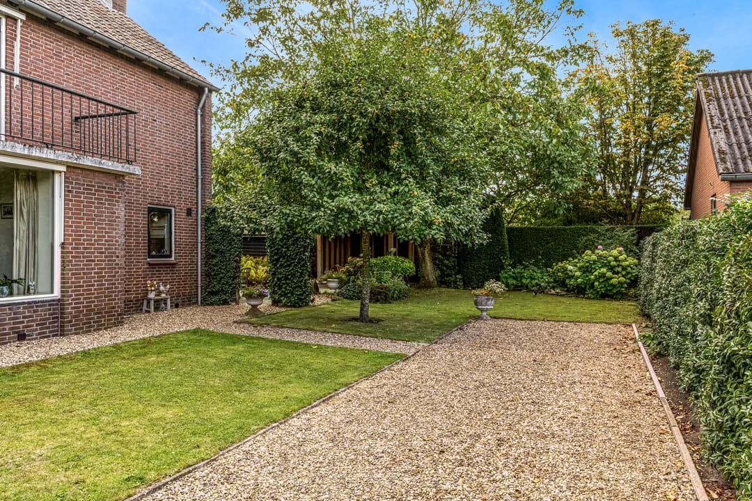 Foto 38 van Dorpsstraat 11