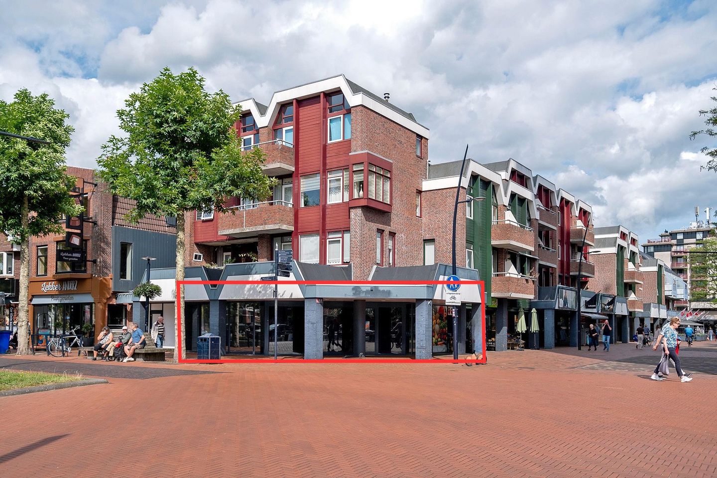 Bekijk foto 1 van Hoofdstraat 39
