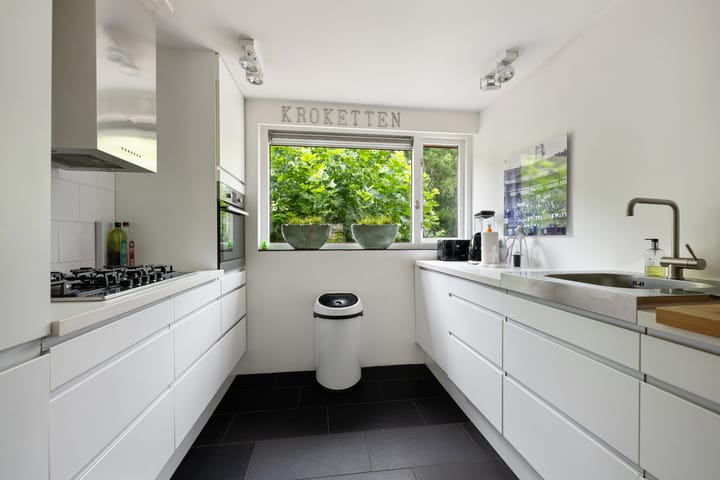 Foto 11 van Parallelweg-Zuid 151