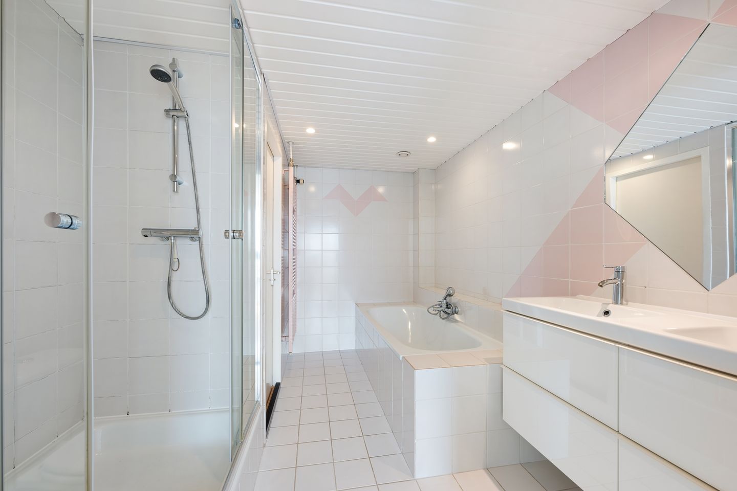 Photo 19 of Parallelweg-Zuid 151