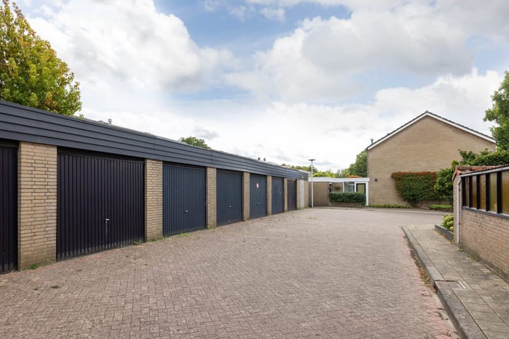 Foto 35 van Aart van der Leeuwstraat 14