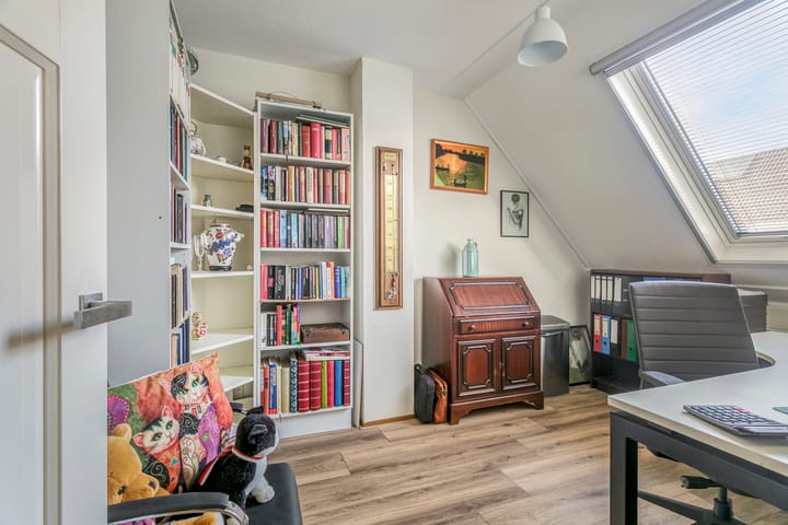 Foto 23 van Wethouder In 't Veldstraat 126