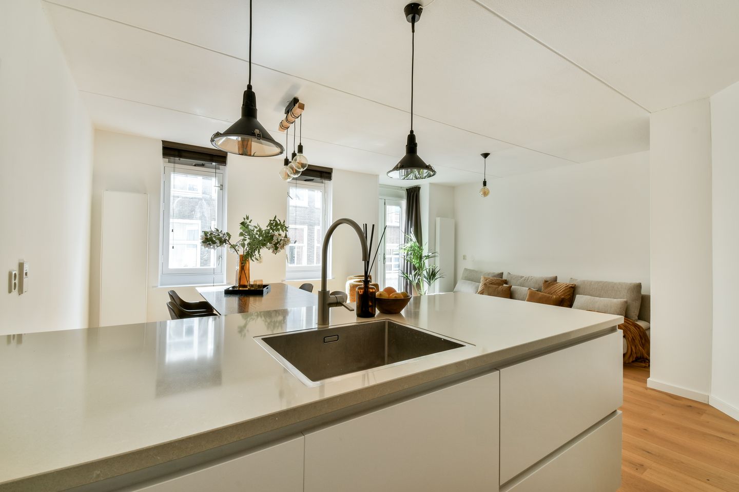 Foto 10 van Goudsbloemstraat 16-B