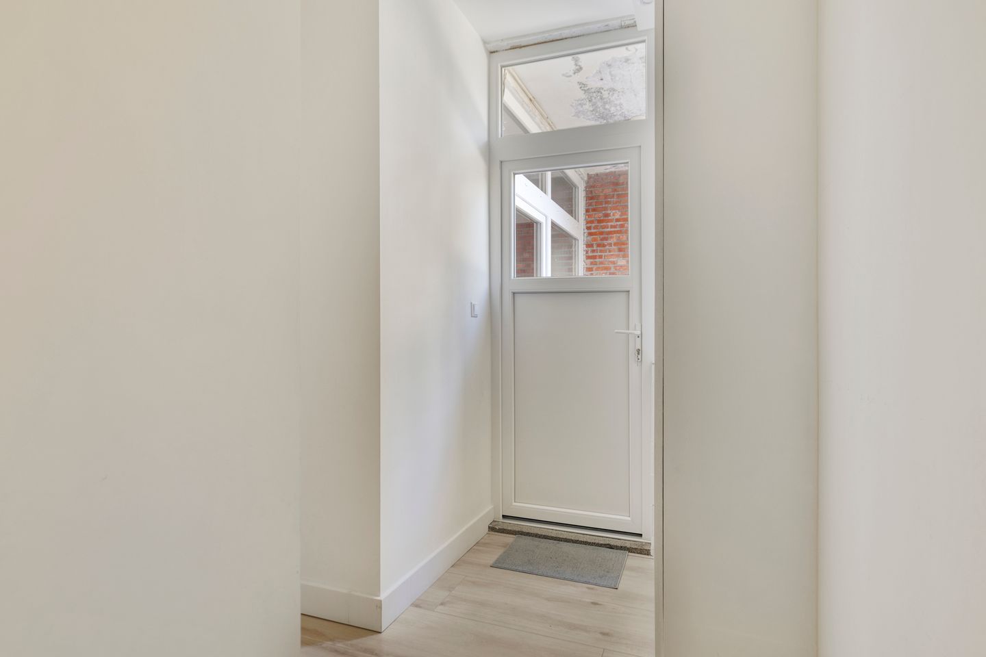 Photo 14 of Burgemeester De Roocklaan 23