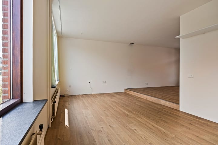 Foto 13 van Meidoorn 16