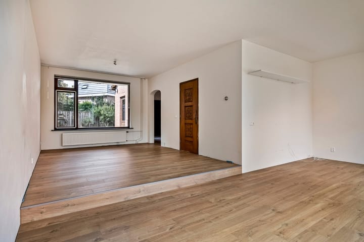 Foto 14 van Meidoorn 16