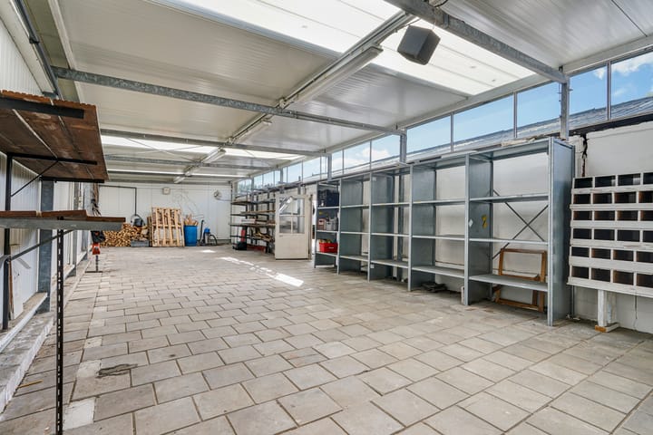 Foto 44 van Naaldwijkseweg 384