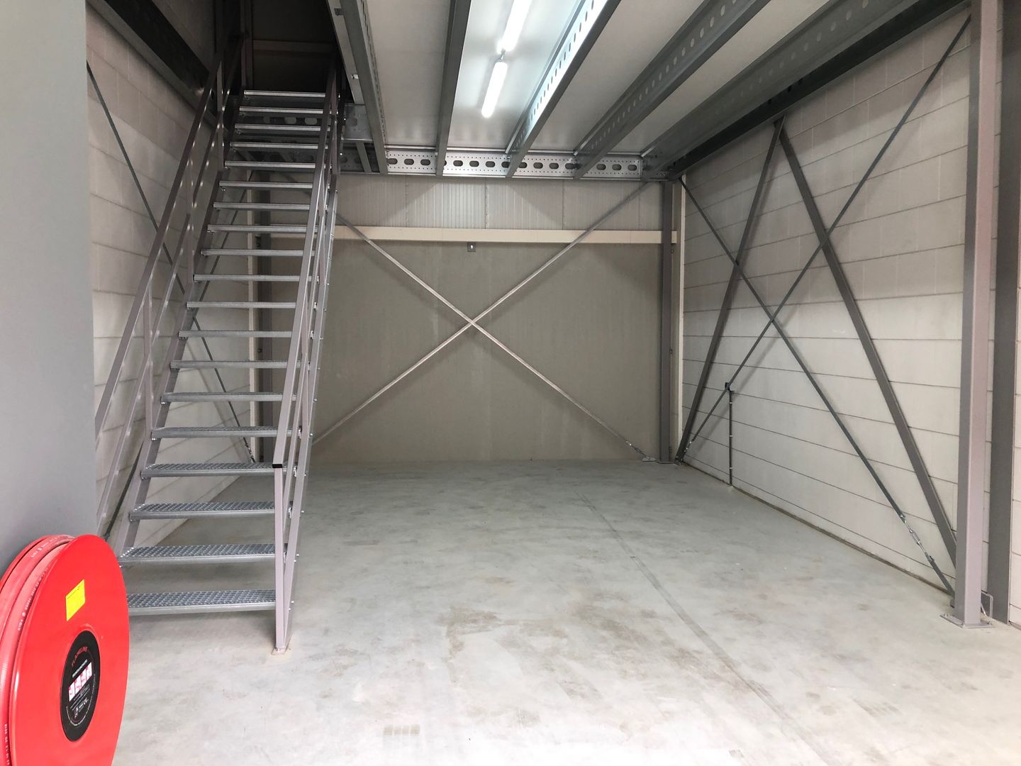 View photo 5 of Florijnstraat 51