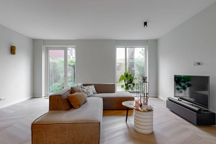 Foto 6 van Burgemeester van Roosmalenstraat 50