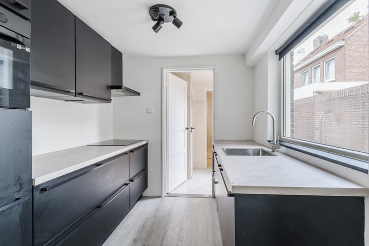 Foto 7 van Van Kinschotplein 17