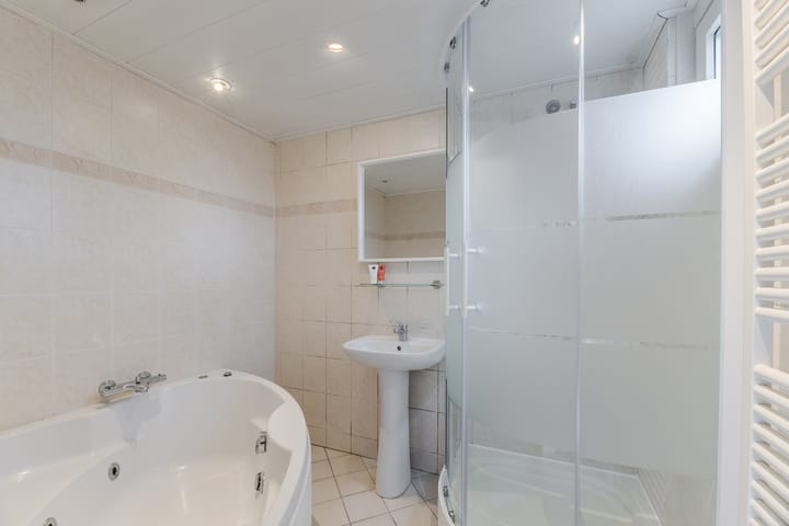 Foto 9 van Van Kinschotplein 17