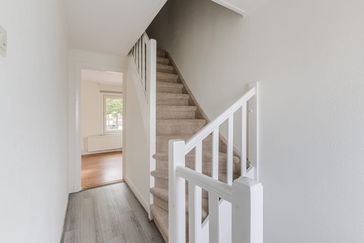 Foto 16 van Van Kinschotplein 17