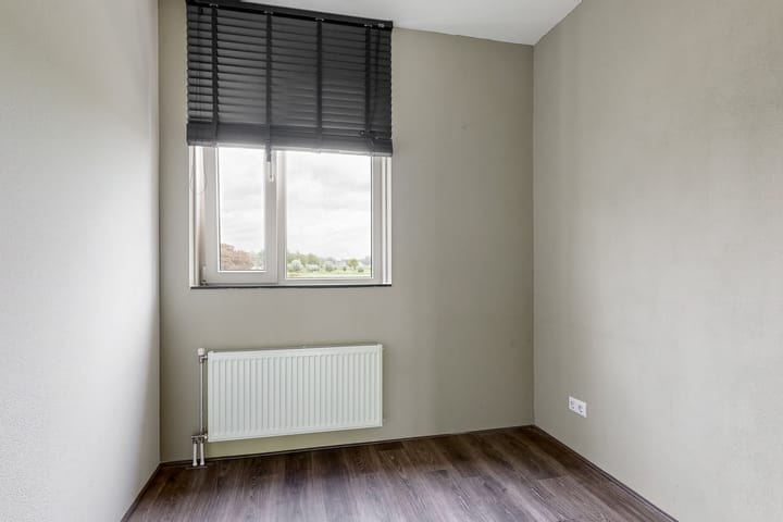 Foto 16 van Burgemeester van Roosmalenstraat 50