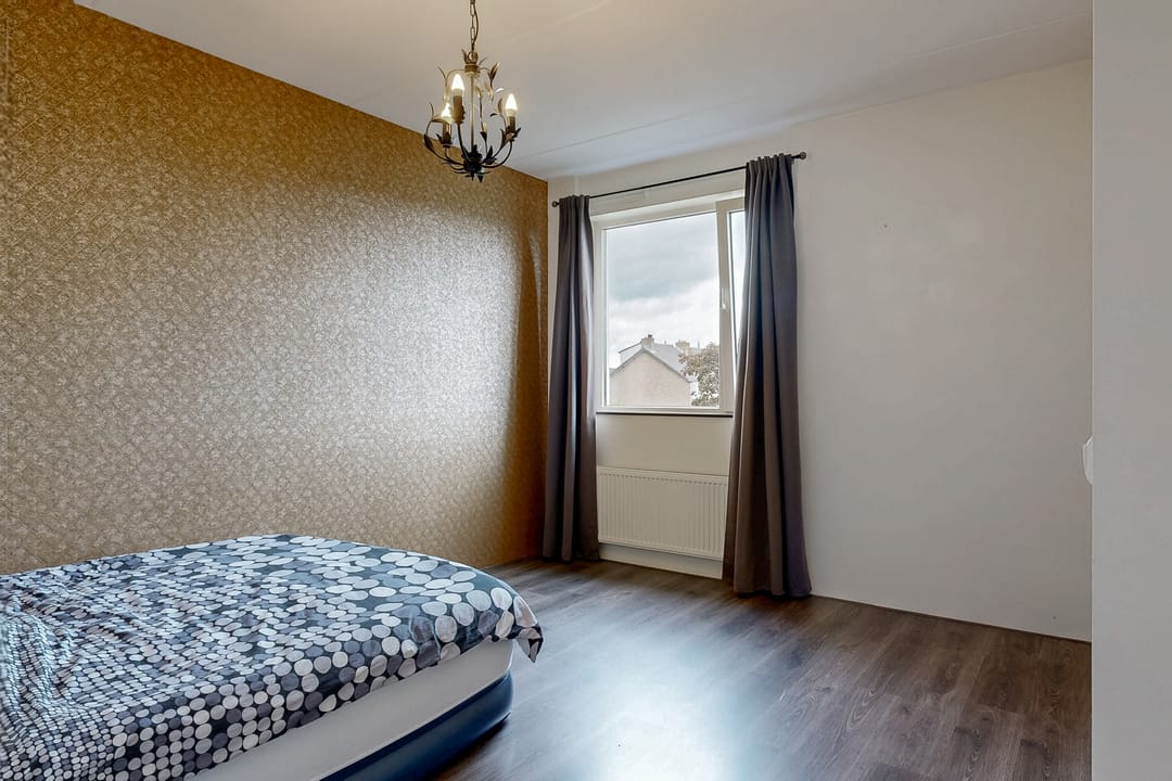 Foto 17 van Burgemeester van Roosmalenstraat 50