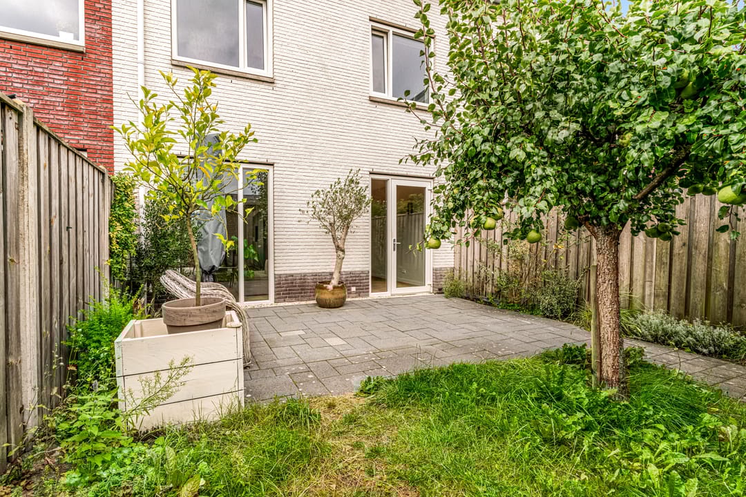 Foto 31 van Burgemeester van Roosmalenstraat 50