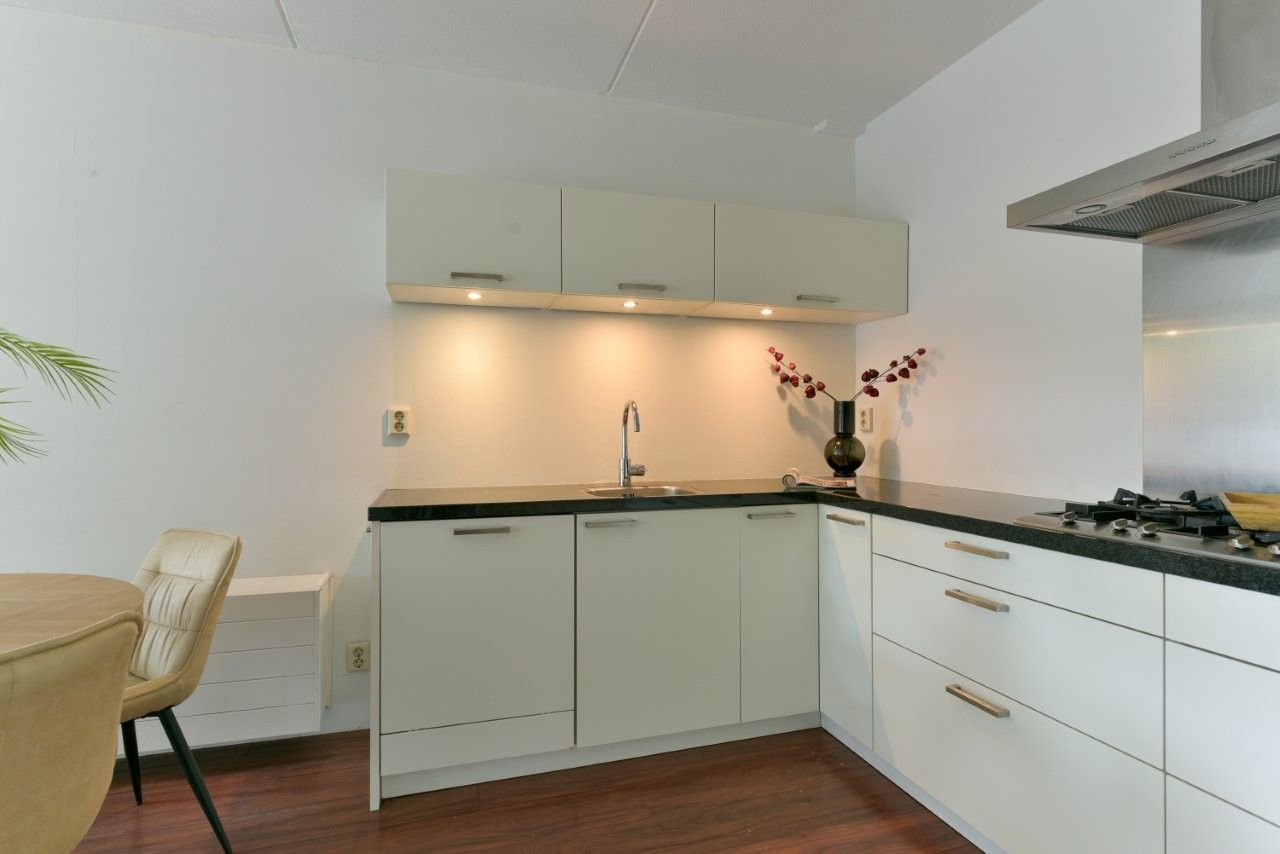 Foto 12 van Minister Talmastraat 28-E