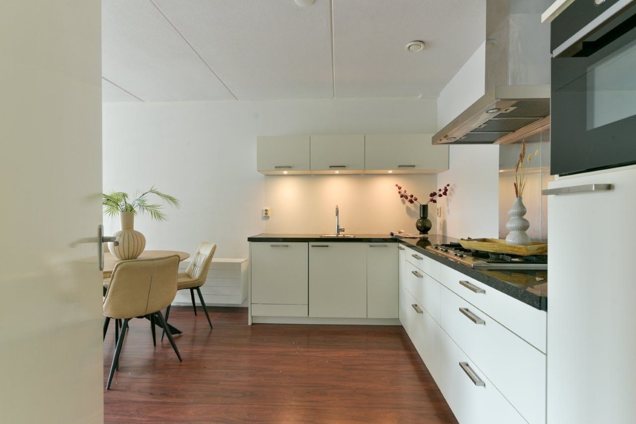 Foto 5 van Minister Talmastraat 28-E