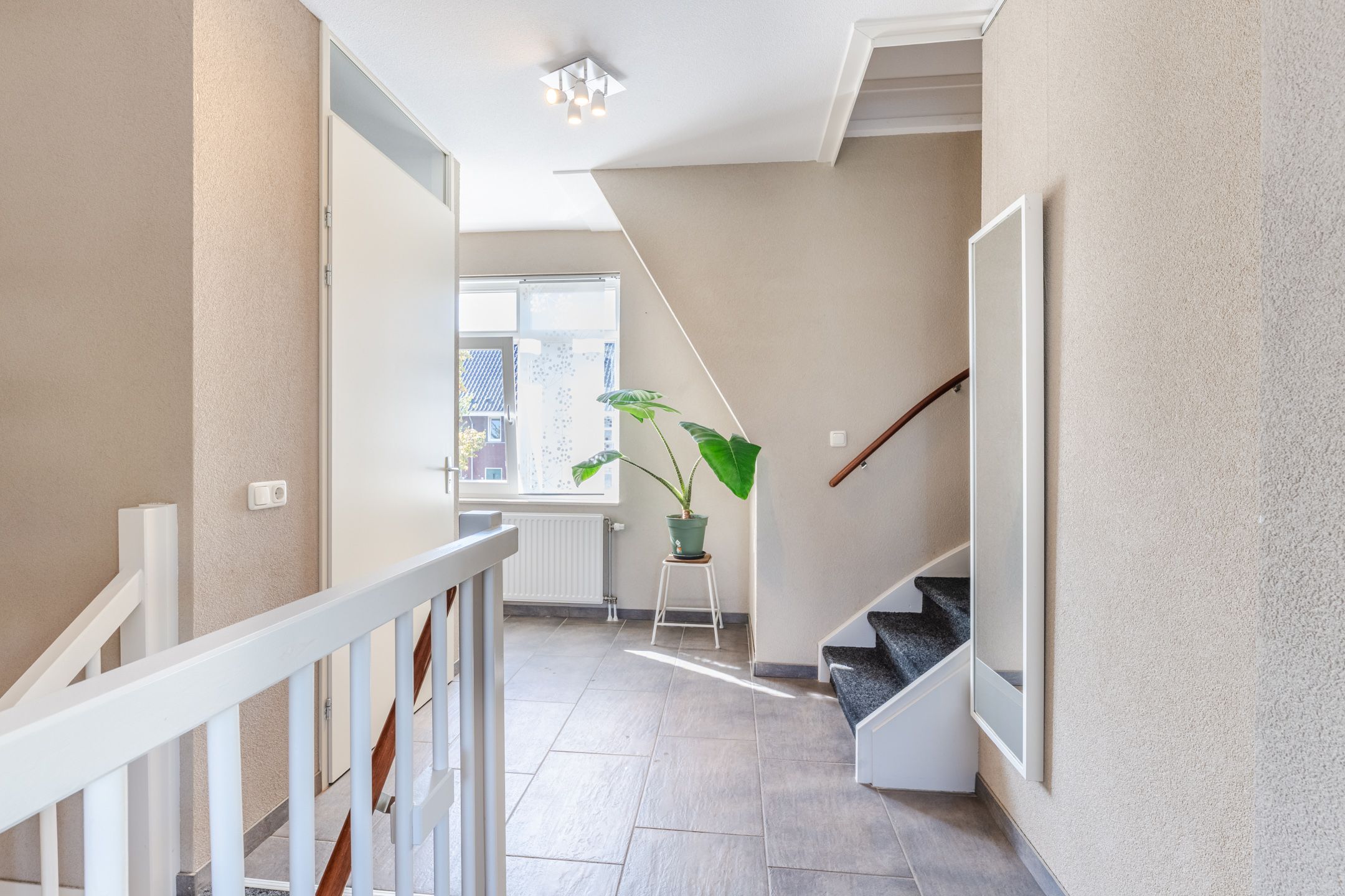 Foto 12 van Veenendaalstraat 49