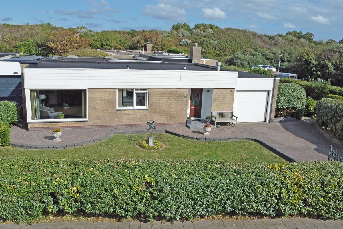 Photo 1 of Jan van Gentstraat 11