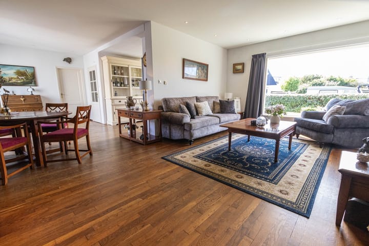 Photo 6 of Jan van Gentstraat 11