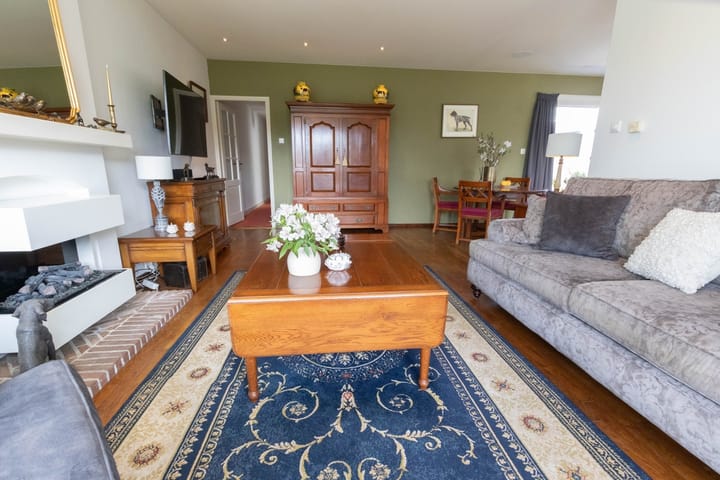 Photo 8 of Jan van Gentstraat 11