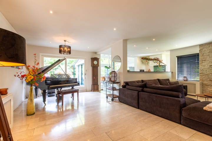 Photo 12 of Heesbergstraat 15