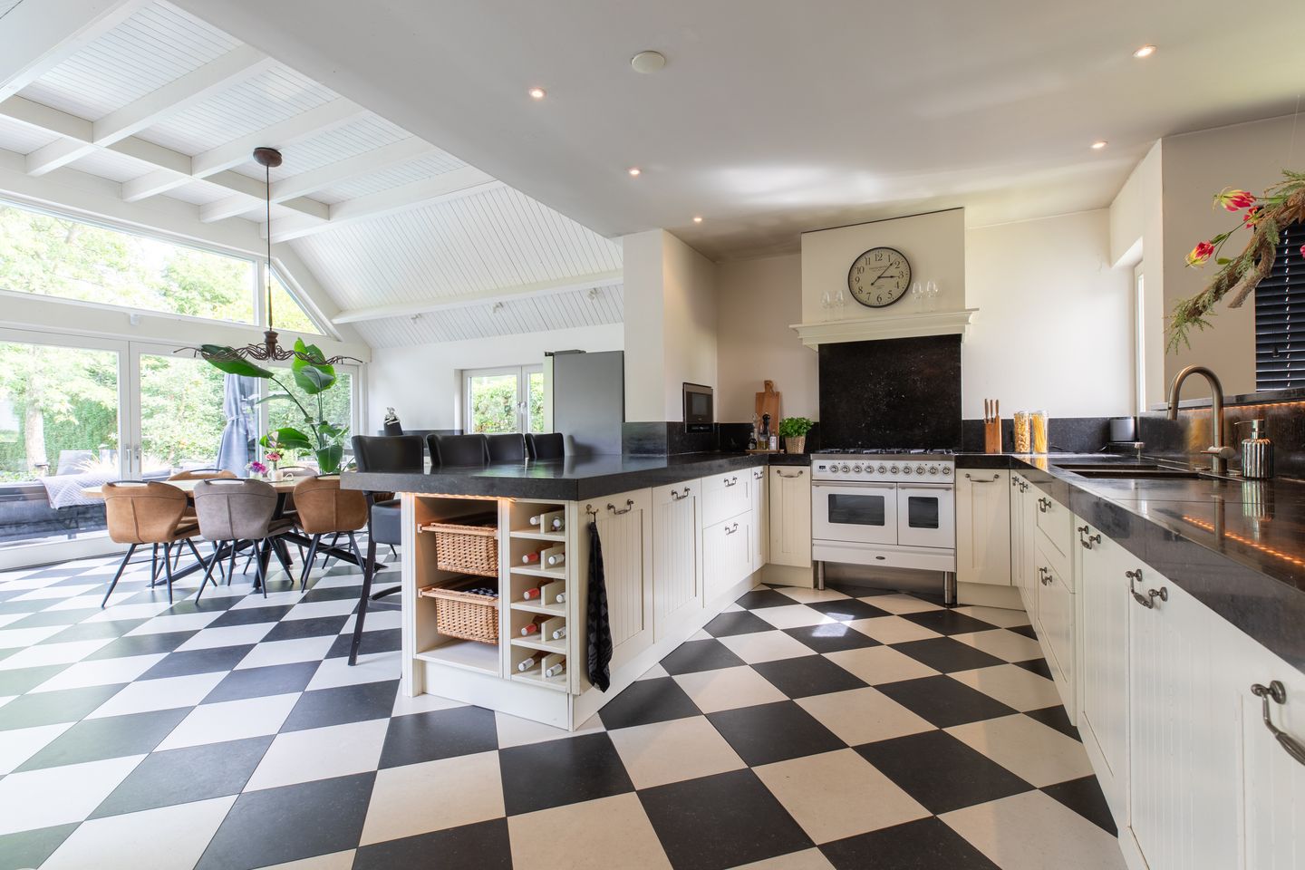 Foto 14 van Heesbergstraat 15