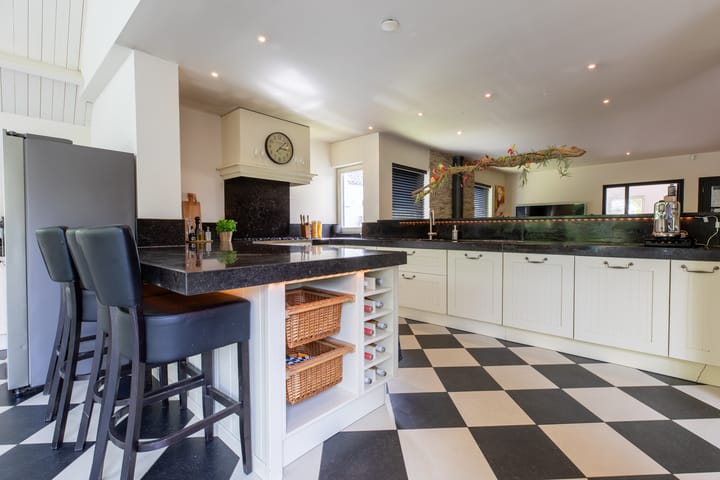 Photo 16 of Heesbergstraat 15