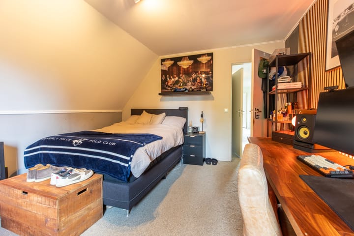 Photo 35 of Heesbergstraat 15