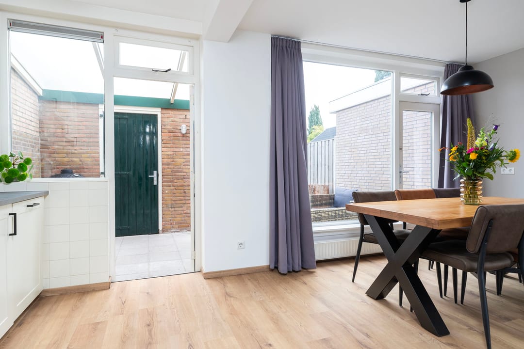 Foto 8 van Dahliastraat 32