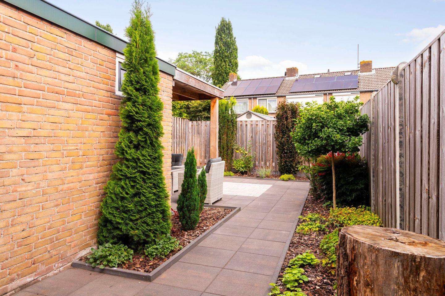 Foto 25 van Dahliastraat 32