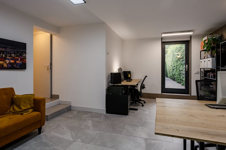 Foto 25 van Oosterhoutlaan 3-A