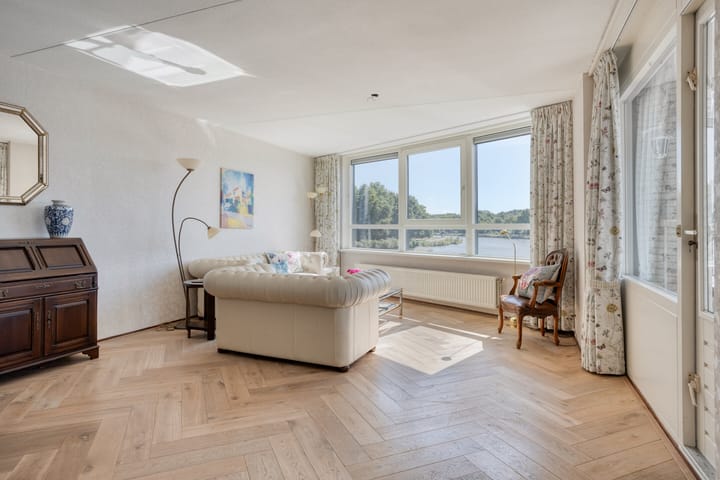 Foto 3 van Brandaris 10