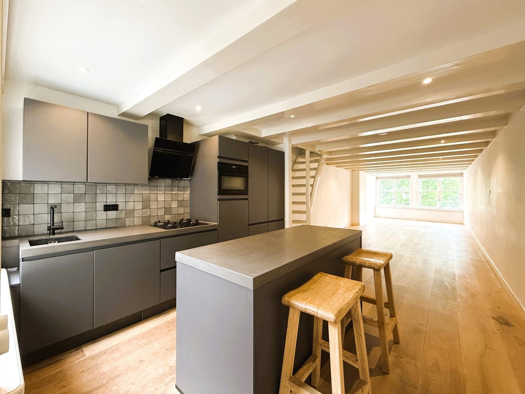 Photo 2 of Kloveniersburgwal 56-2